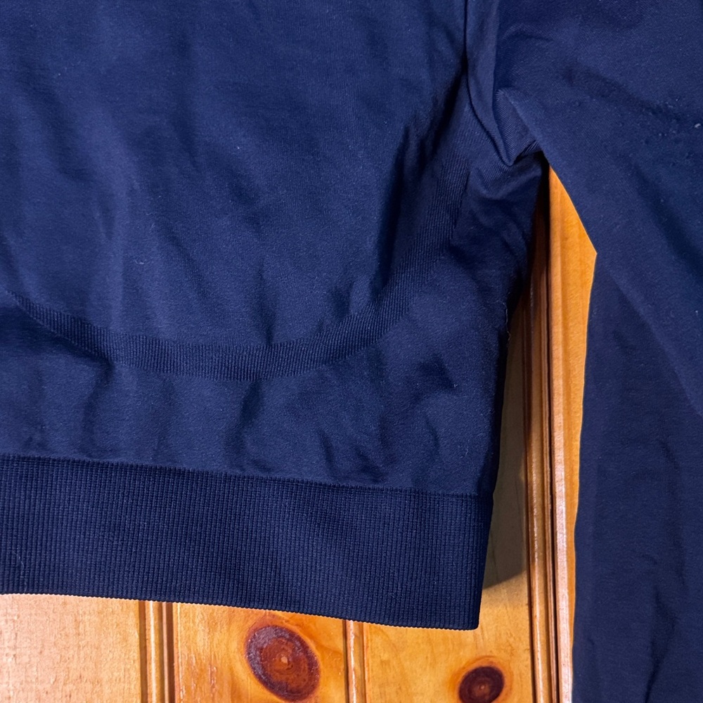 Gymshark Navy Long Sleeve Compression Crop Top - Picture 6 of 6